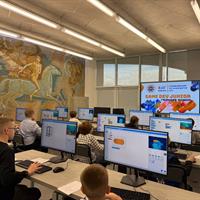 photo_5229141778764599992_y